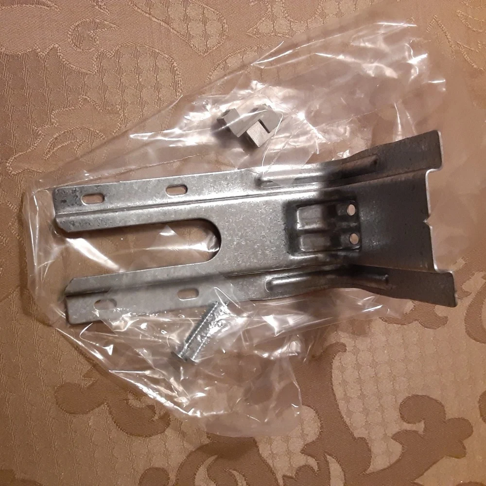 Lowe's Universal Gas & Electric Range Ant-Tip Bracket Kit